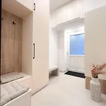 Opera Z39 Apartment