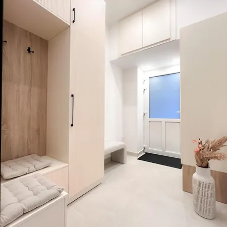 Opera Z39 Apartmán